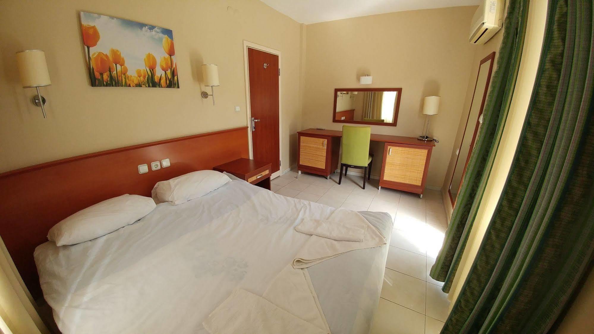 Blue Paradise Marmaris Exterior foto